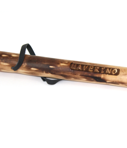 Bâton Alpenstock en bois sculpté Maverino